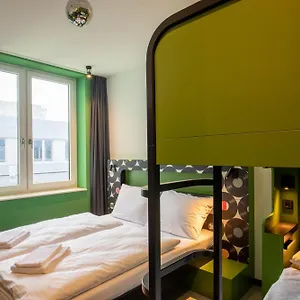 ホテル Meininger Zentrum, ドレスデン