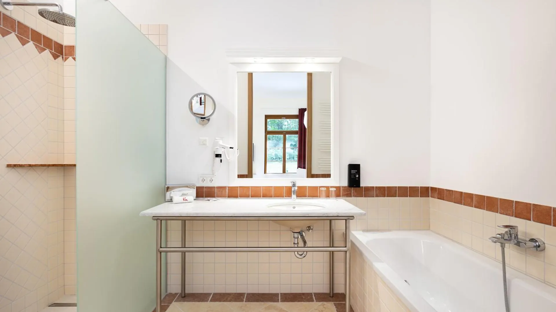 Kim Schlosshotel Im Park Dresden 4*,  Tyskland