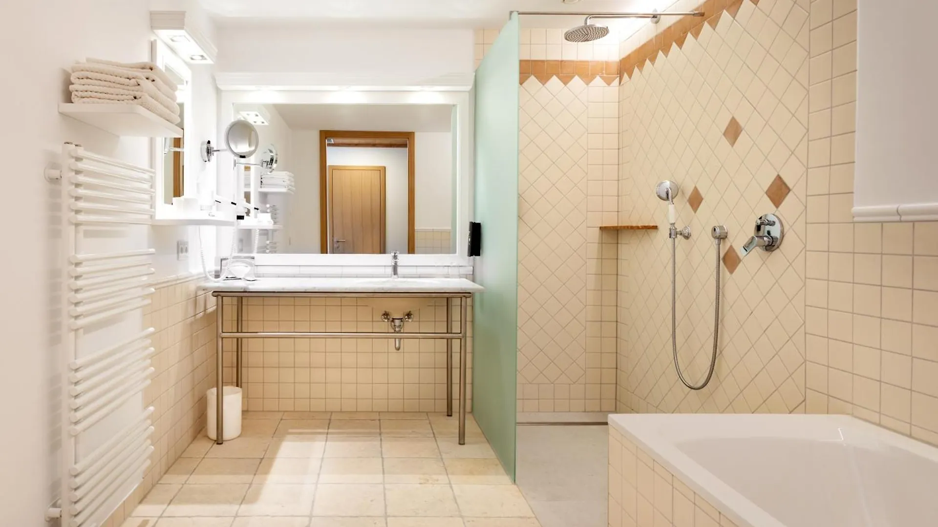 Kim Schlosshotel Im Park Dresden 4*,  Tyskland
